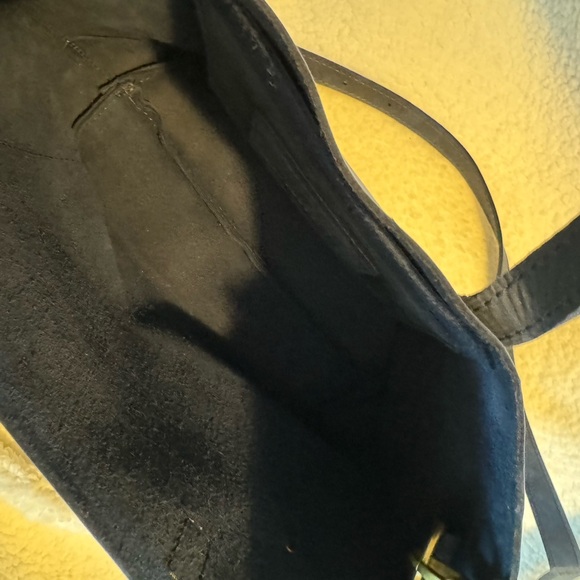 Portland Leather Medium crossbody tote in Deep Water.  Brand new never used. - Picture 2 of 3